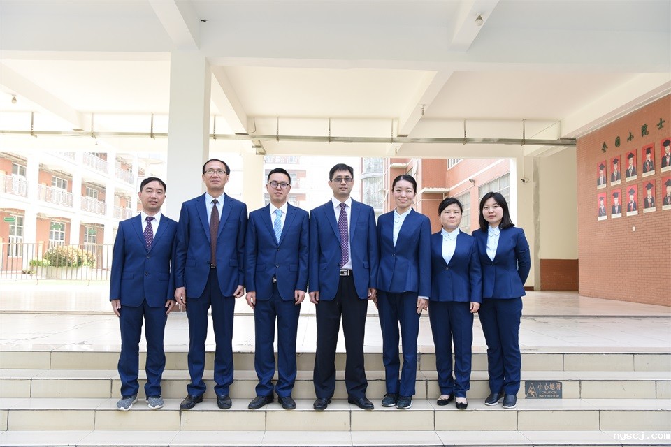 1573172632577524.jpg 高中数学奥赛教练团队.JPG