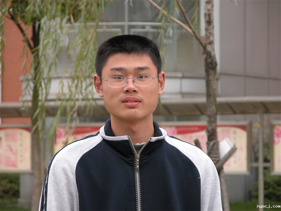 1573172661390886.jpg 2 薄祥,数学、物理竞赛两个省一等奖,考取南大数理强化班.JPG