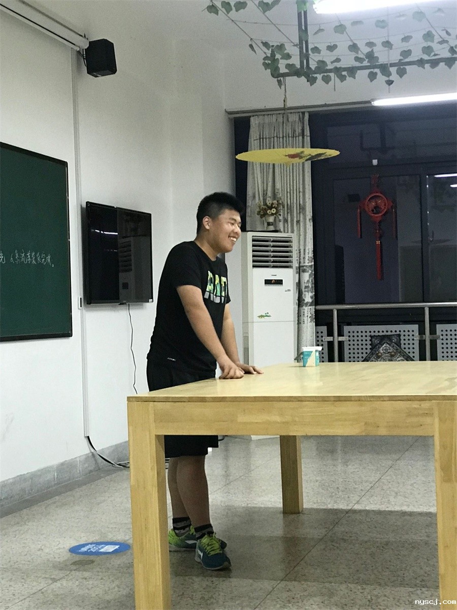 1560772917975172.jpg 学生畅谈实践感受.jpg