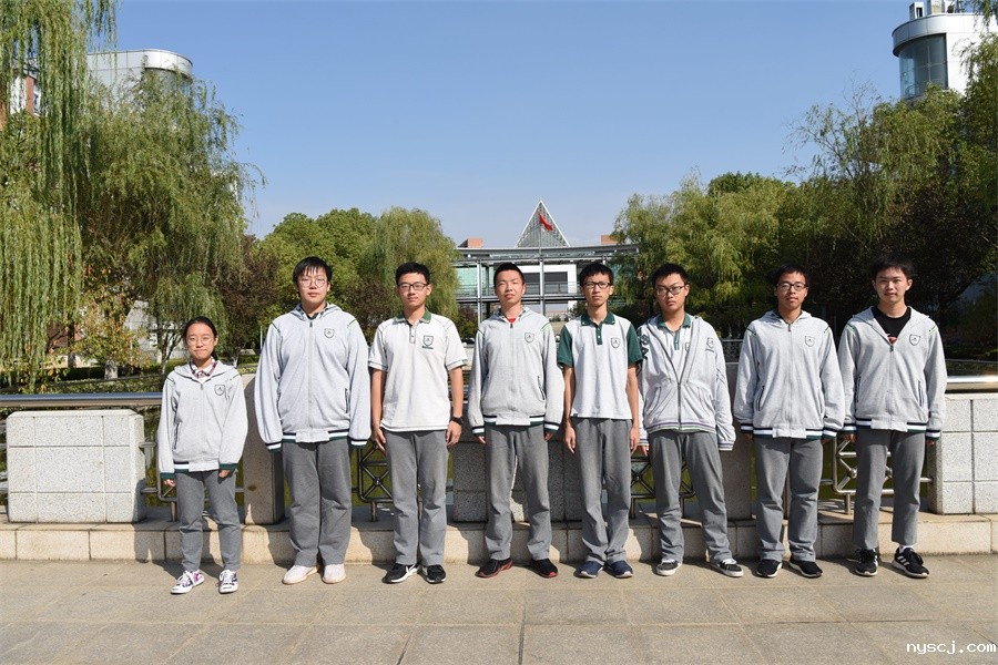 2019年全国高中生数学竞赛一等奖获得者合影.JPG