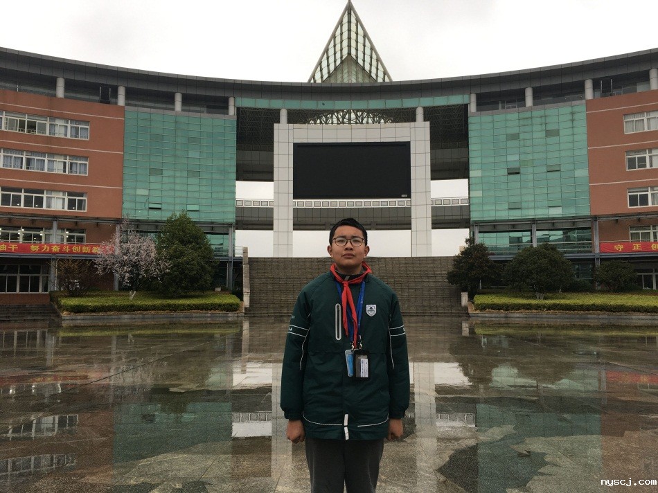 1615885084415279.jpg 初二特等 朱执重.jpg