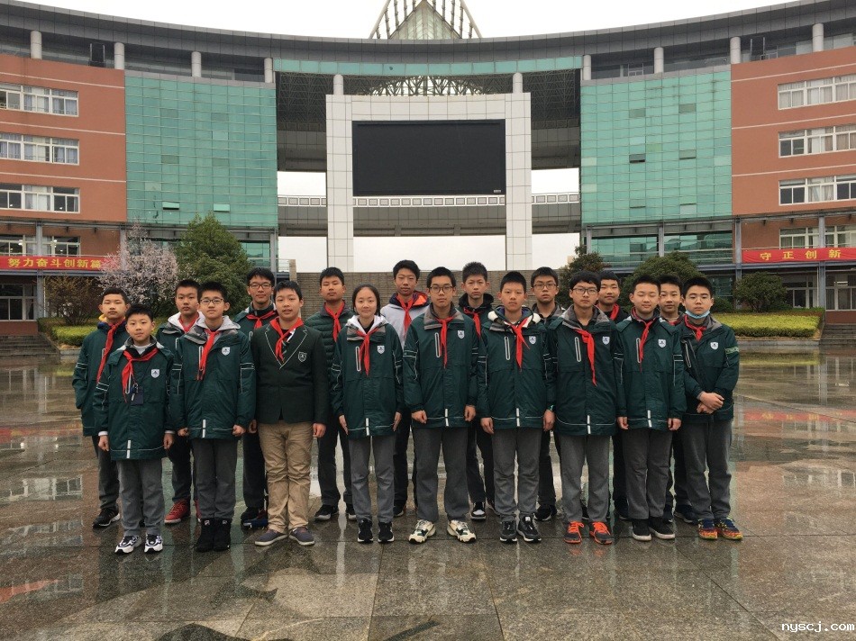 1615885125110280.jpg 初二物理竞赛特等奖和一等奖.jpg