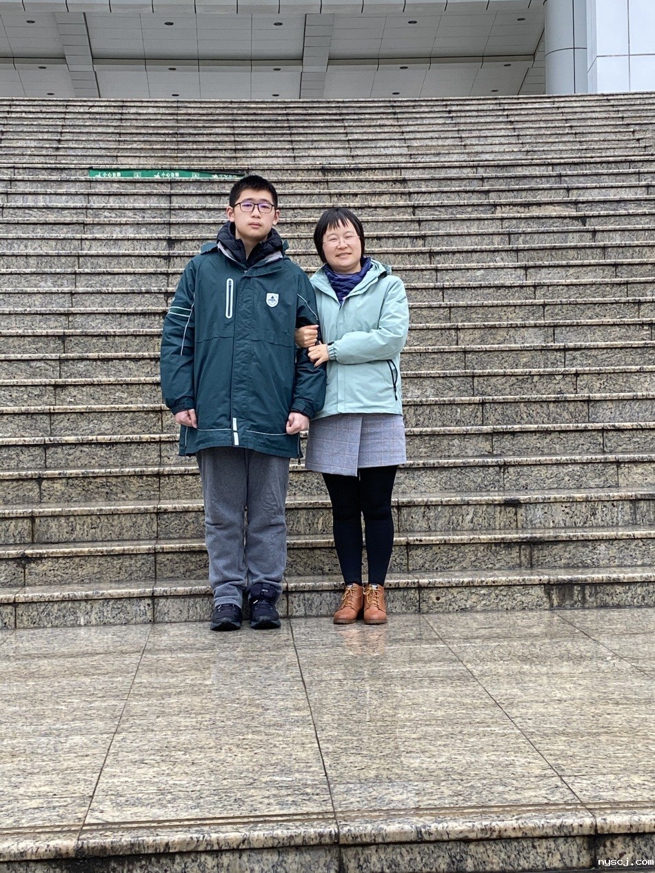 1615885401781385.jpg 初三物理特等奖 陈柯杰.jpg