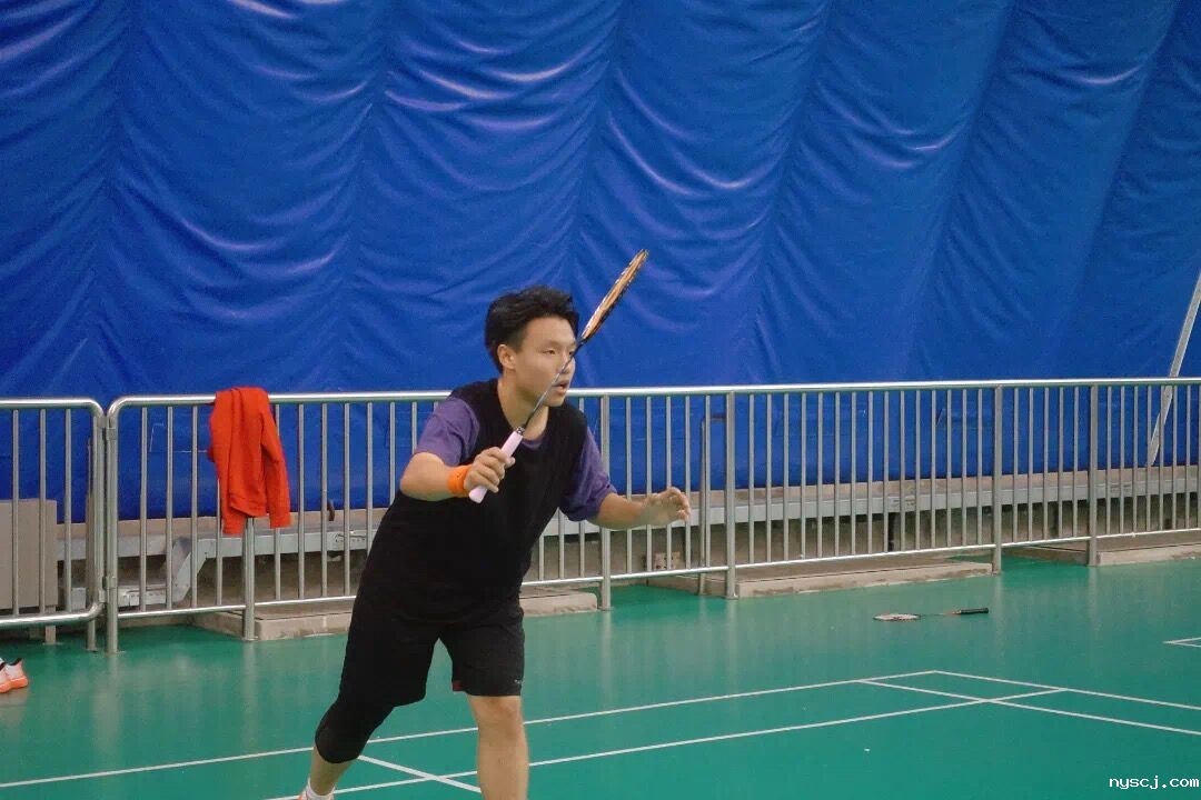 2  羽毛球比赛.jpg