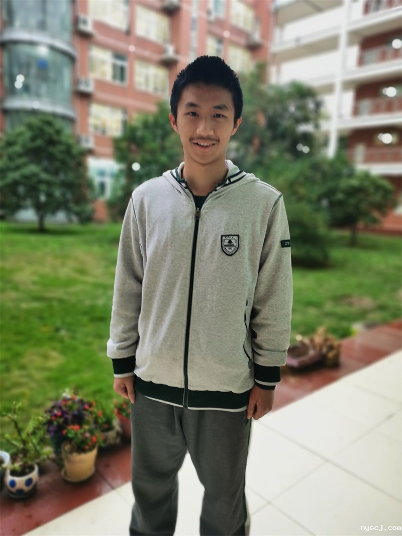 6.高三(2)班  刘硕 物理竞赛国家二等奖 省一等奖.jpg