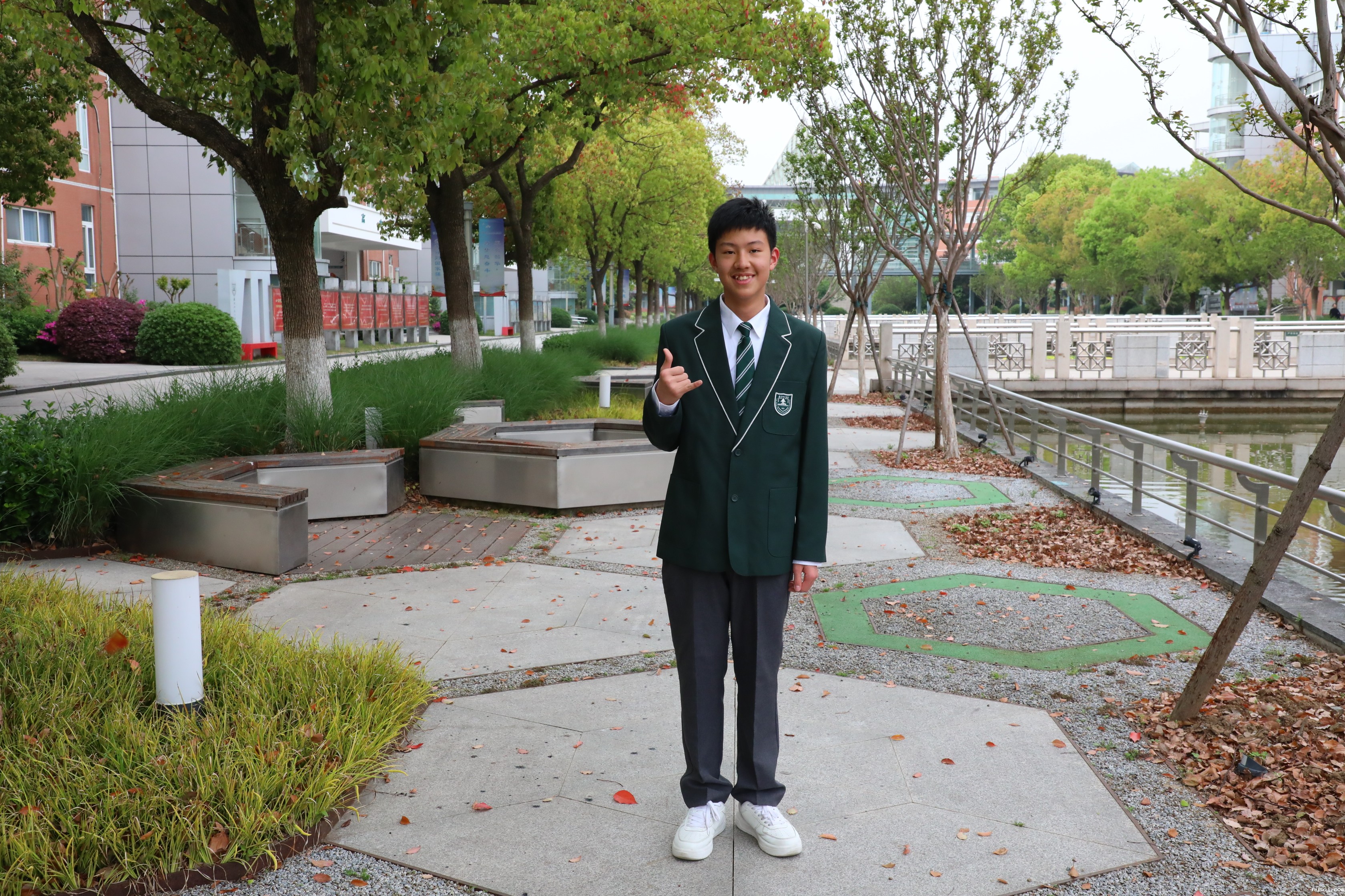 1714987466300279.jpg 1714987466300279.jpg