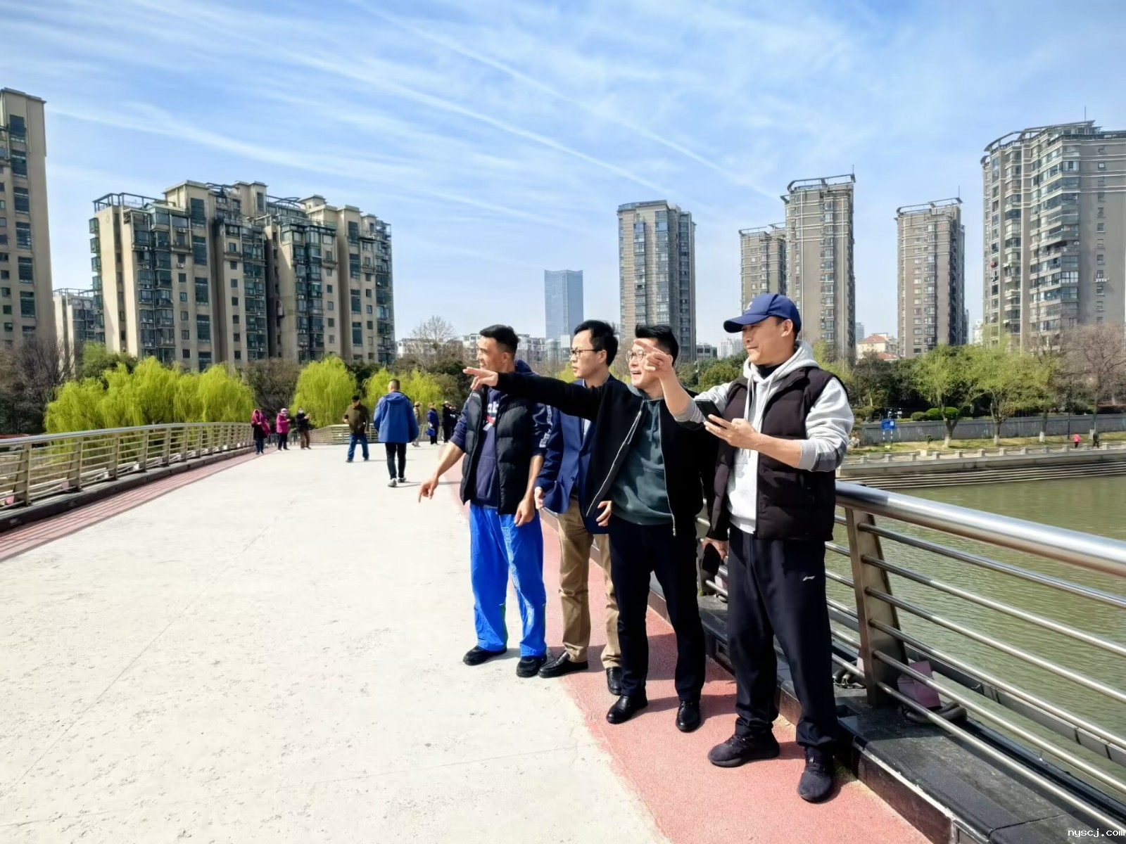 1714988994435345.jpg 1714988994435345.jpg