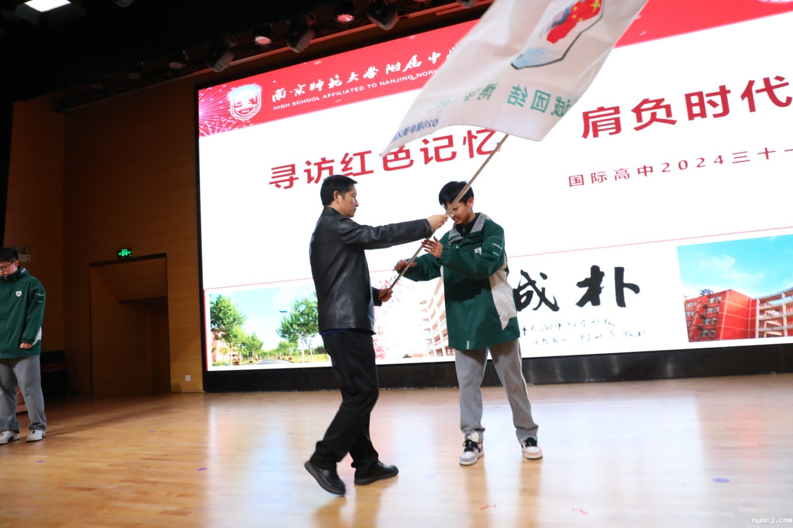 1714988994658561.jpg 1714988994658561.jpg