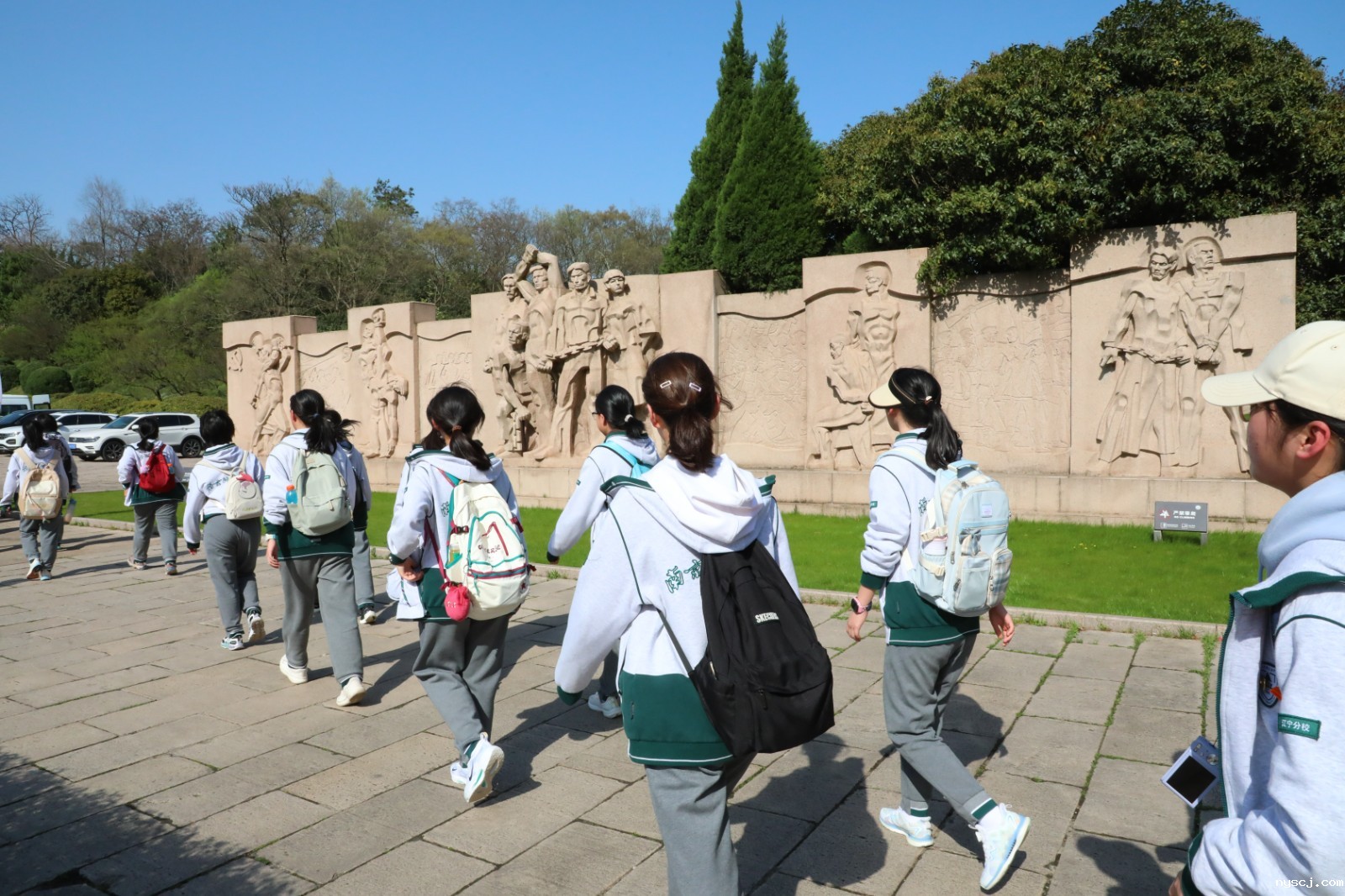 1714989374527082.jpg 1714989374527082.jpg