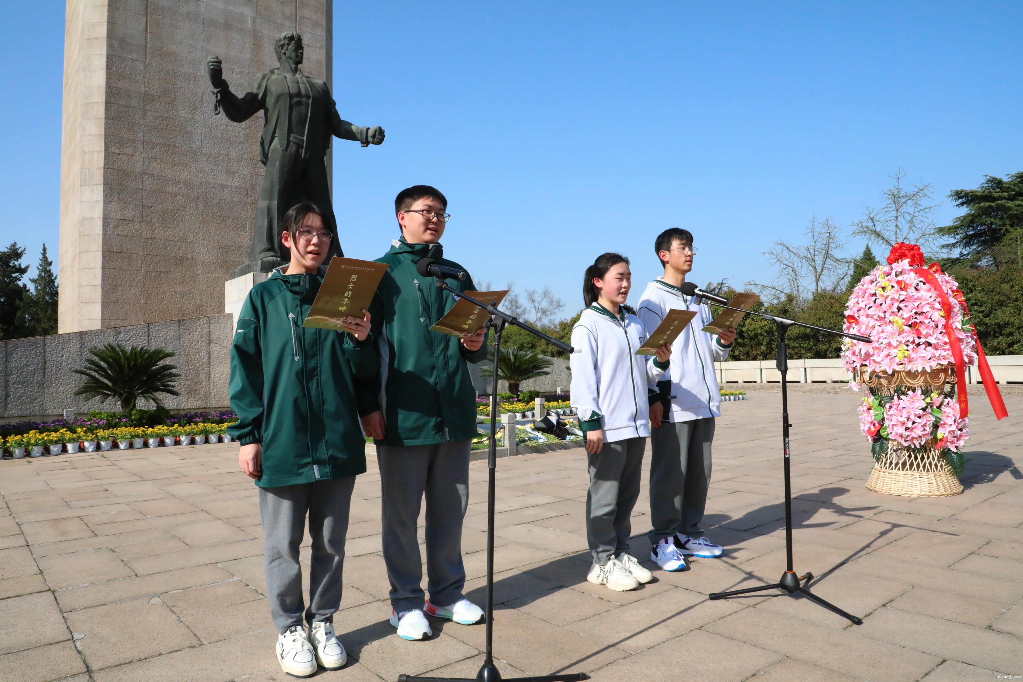 1714989561480905.jpg 1714989561480905.jpg