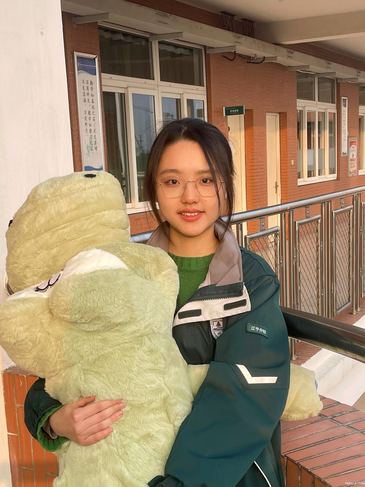 1721189046816688.jpg 9 杜祾菲.jpg