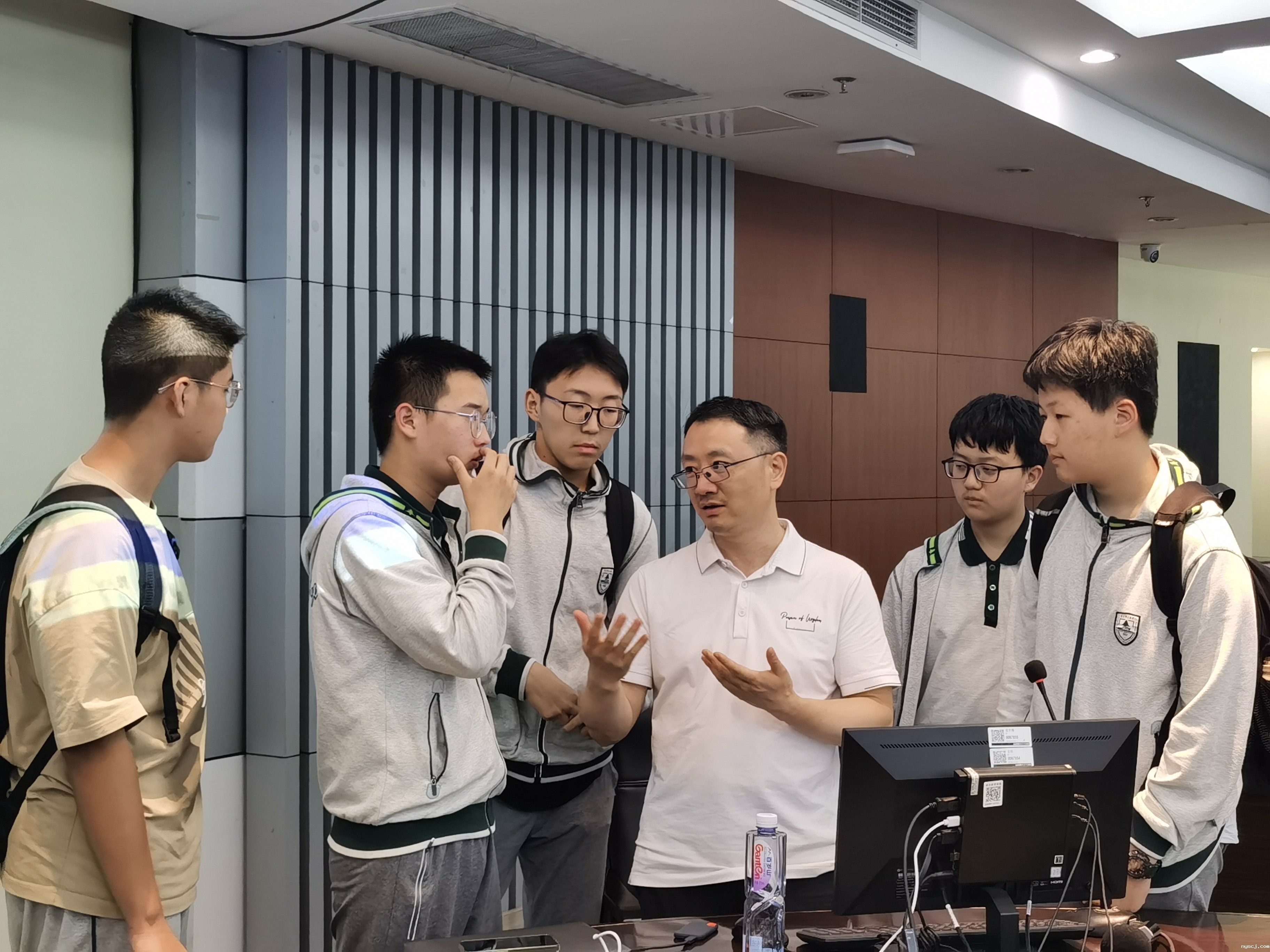 7-3 人工智能简介 东大计算机学院漆桂林教授3.jpg