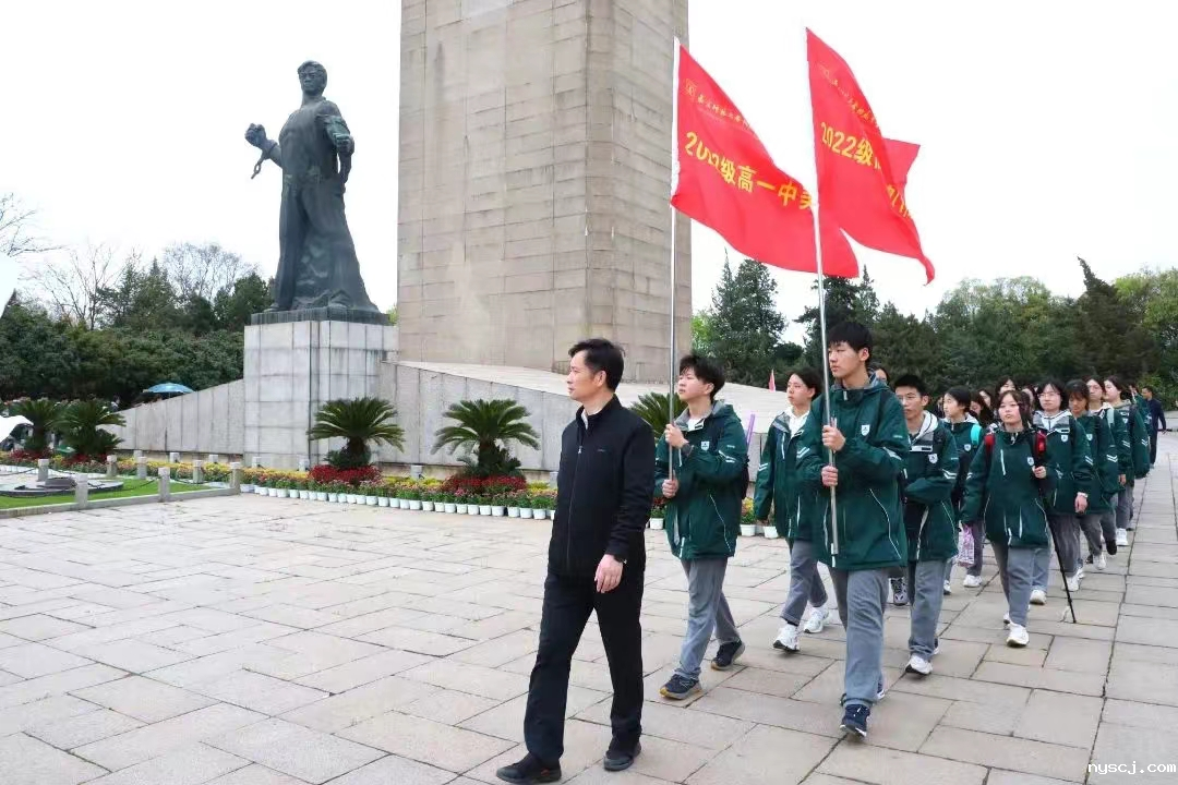 1742431945295664.png 学生活动4.png