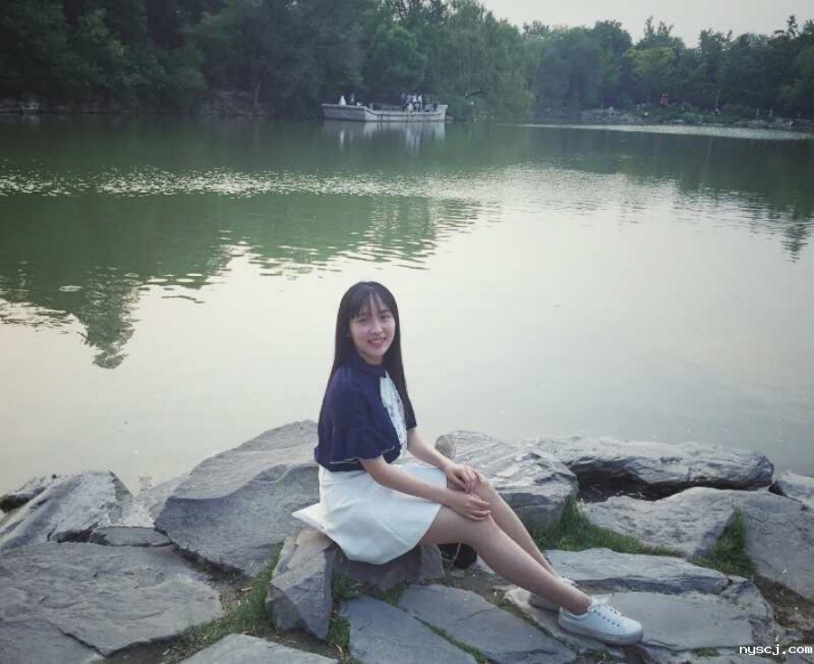 1747202957169236.jpg 3-1:2016届校友伍宇晴,南京市文科第二名,被北京大学录取_副本.jpg