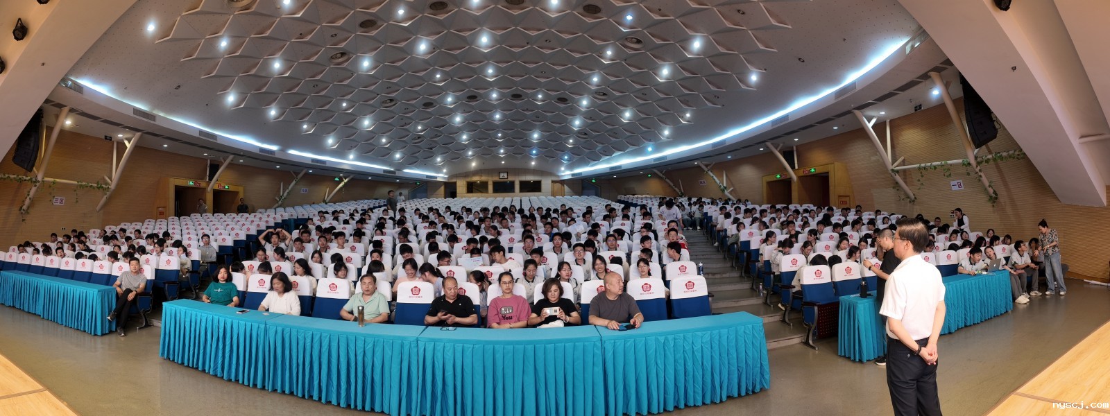 1749516761296252.jpg 1749516761296252.jpg